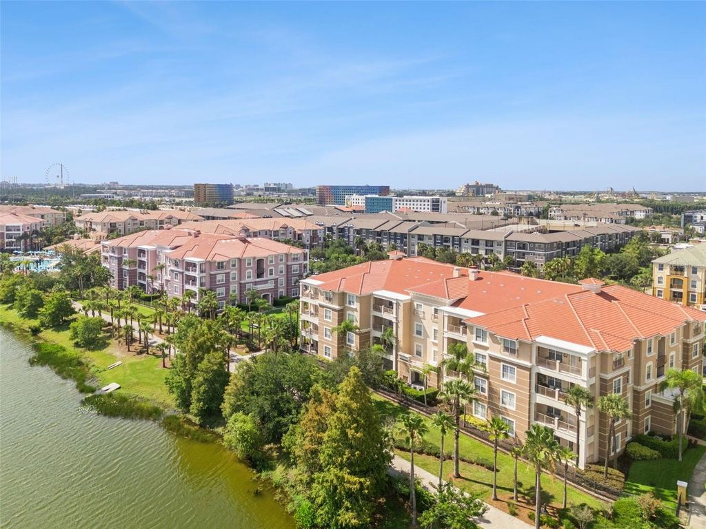 Image 51 of property listing at 4816 CAYVIEW AVENUE 40111, Orlando, FL 32819