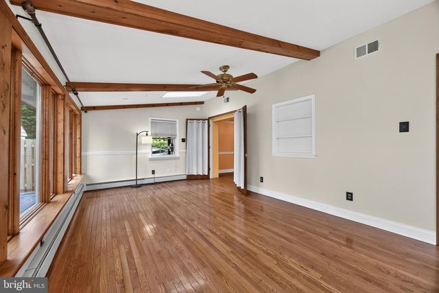 339 E LINFIELD TRAPPE RD, Royersford, PA 19468
