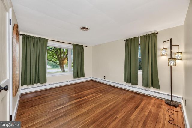 339 E LINFIELD TRAPPE RD, Royersford, PA 19468
