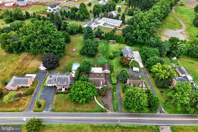339 E LINFIELD TRAPPE RD, Royersford, PA 19468