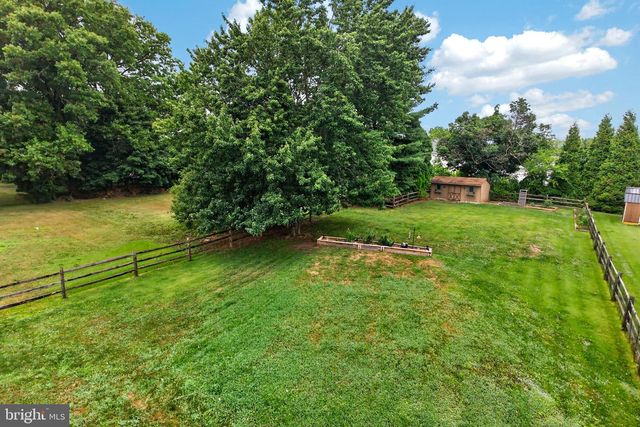 339 E LINFIELD TRAPPE RD, Royersford, PA 19468