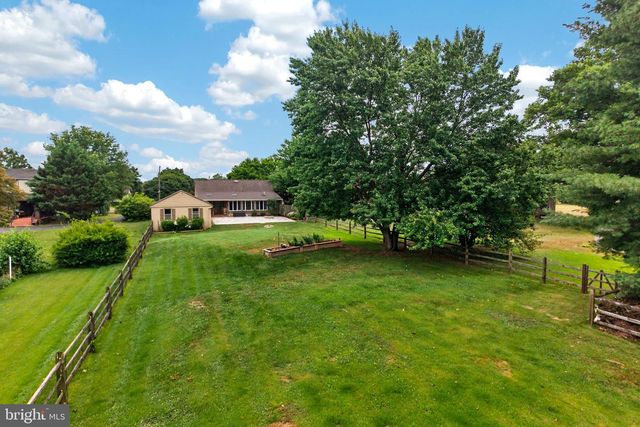 339 E LINFIELD TRAPPE RD, Royersford, PA 19468