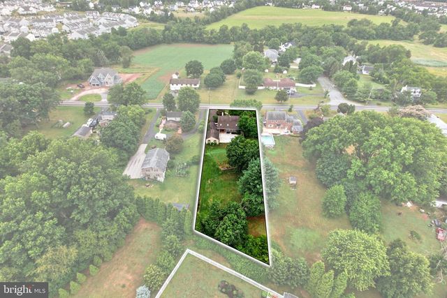 339 E LINFIELD TRAPPE RD, Royersford, PA 19468