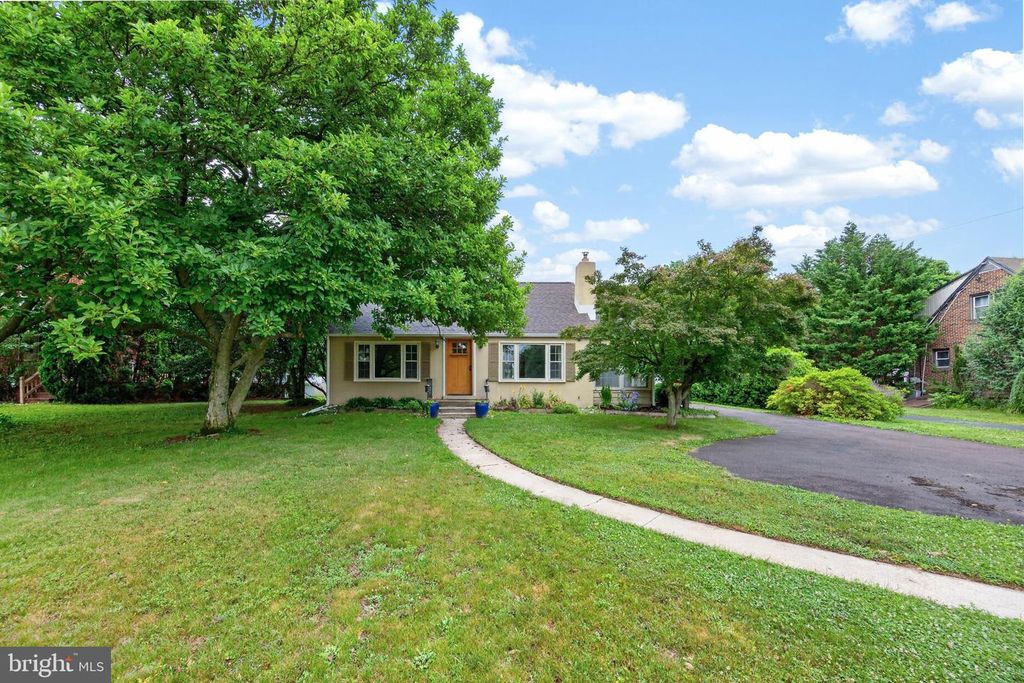 339 E LINFIELD TRAPPE RD, Royersford, PA 19468