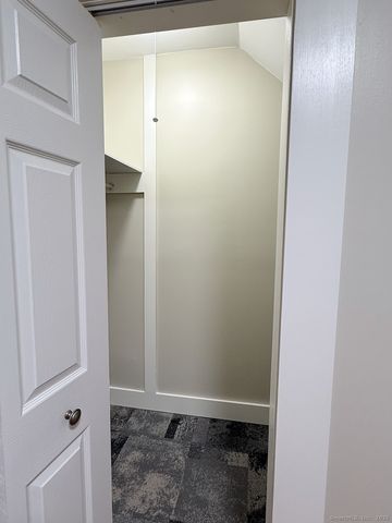 69 South Street, Hartford, CT 06114