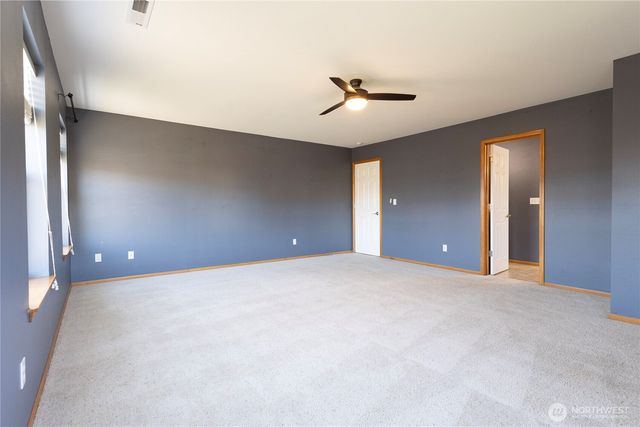 1877 Emerald Way, Lynden, WA 98264