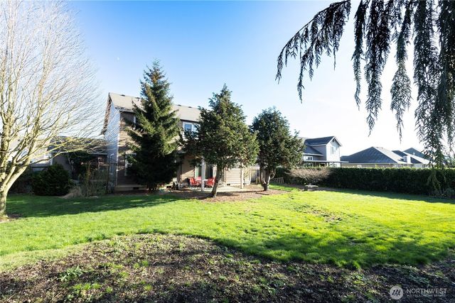 1877 Emerald Way, Lynden, WA 98264