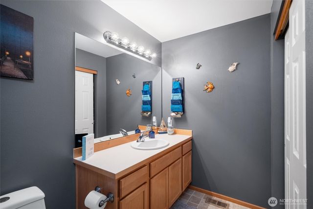 1877 Emerald Way, Lynden, WA 98264