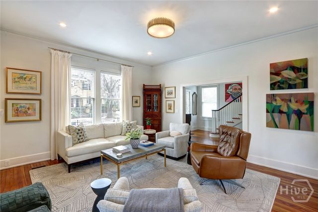 132 E 45th Street, Savannah, GA 31405