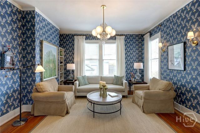 132 E 45th Street, Savannah, GA 31405