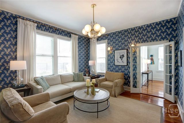 132 E 45th Street, Savannah, GA 31405