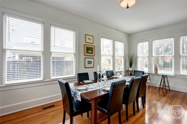 132 E 45th Street, Savannah, GA 31405