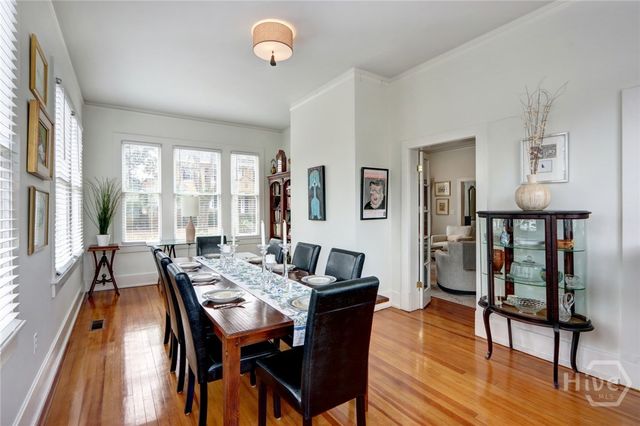 132 E 45th Street, Savannah, GA 31405