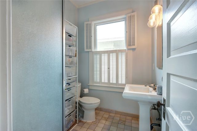 132 E 45th Street, Savannah, GA 31405