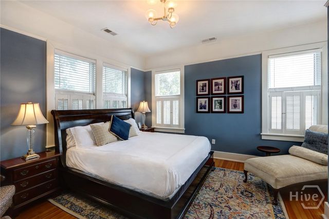 132 E 45th Street, Savannah, GA 31405