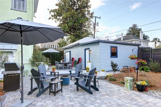 132 E 45th Street, Savannah, GA 31405