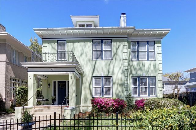 132 E 45th Street, Savannah, GA 31405