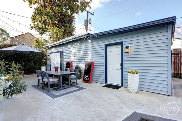 132 E 45th Street, Savannah, GA 31405