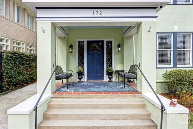132 E 45th Street, Savannah, GA 31405