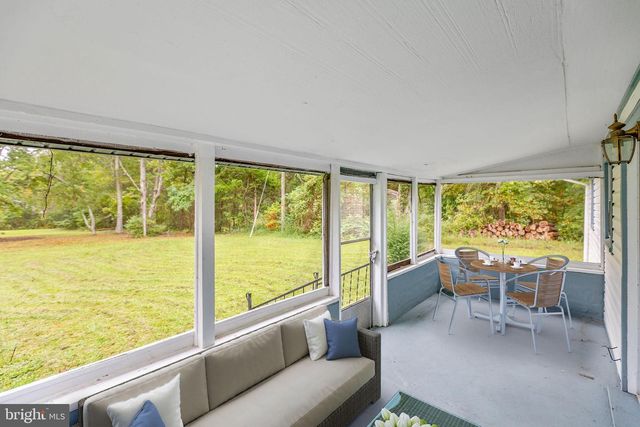 8112 FLIPPO DR, Fredericksburg, VA 22408