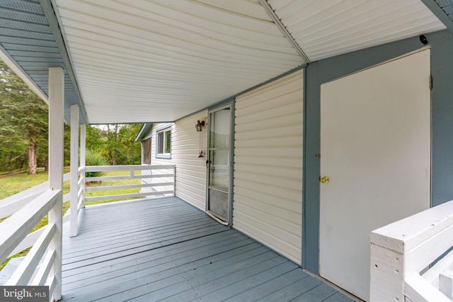 8112 FLIPPO DR, Fredericksburg, VA 22408