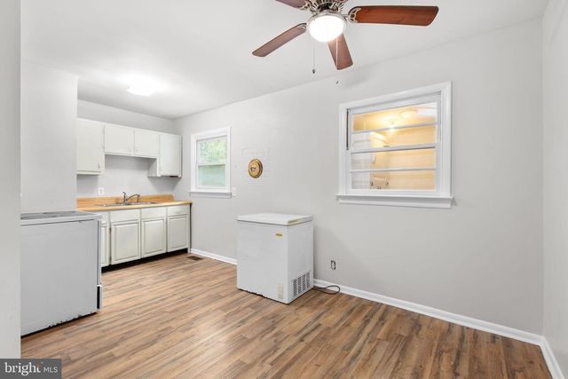 8112 FLIPPO DR, Fredericksburg, VA 22408