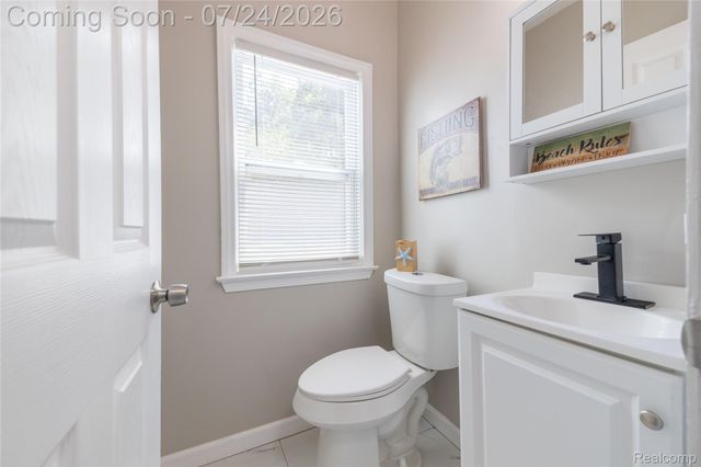 9838 Grosse Ile Parkway, Grosse Ile Township, MI 48138