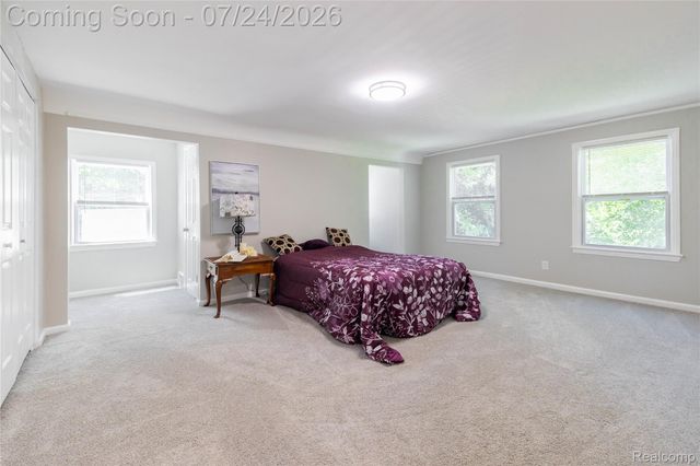 9838 Grosse Ile Parkway, Grosse Ile Township, MI 48138