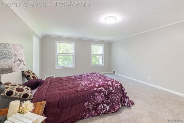 9838 Grosse Ile Parkway, Grosse Ile Township, MI 48138