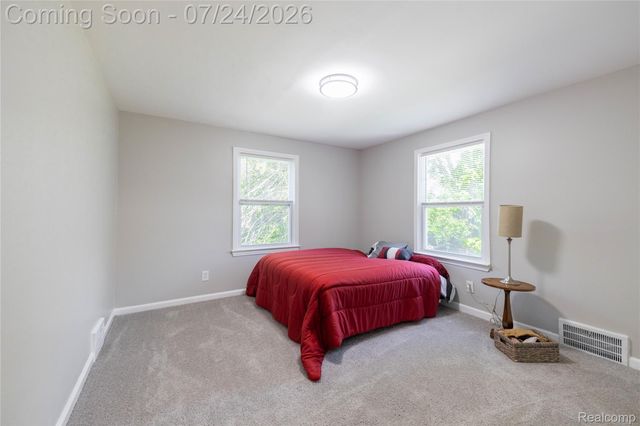 9838 Grosse Ile Parkway, Grosse Ile Township, MI 48138