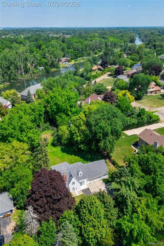 9838 Grosse Ile Parkway, Grosse Ile Township, MI 48138