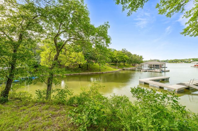 4208 Shore Front Drive, Fort Worth, TX 76135