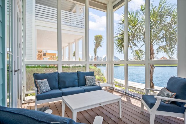 234 Lakeshore St, Port Aransas, TX 78373