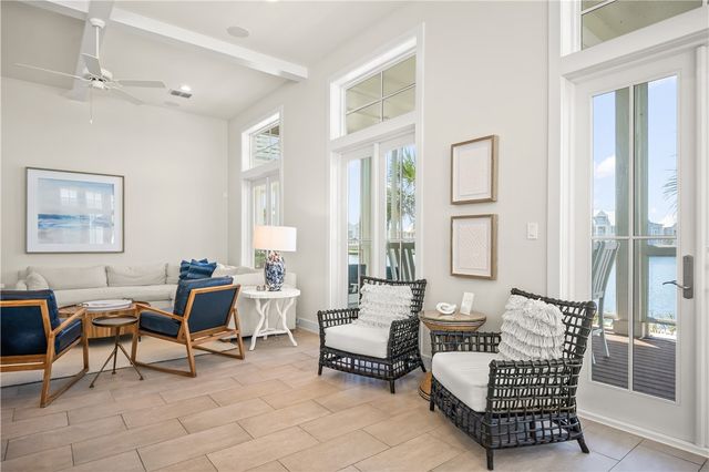 234 Lakeshore St, Port Aransas, TX 78373