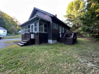 9 Allen Court, St. Johnsbury, VT 05819