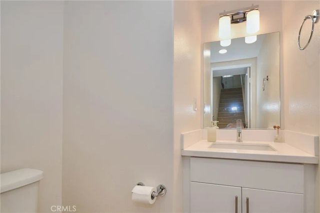 50 Finch, Lake Forest, CA 92630