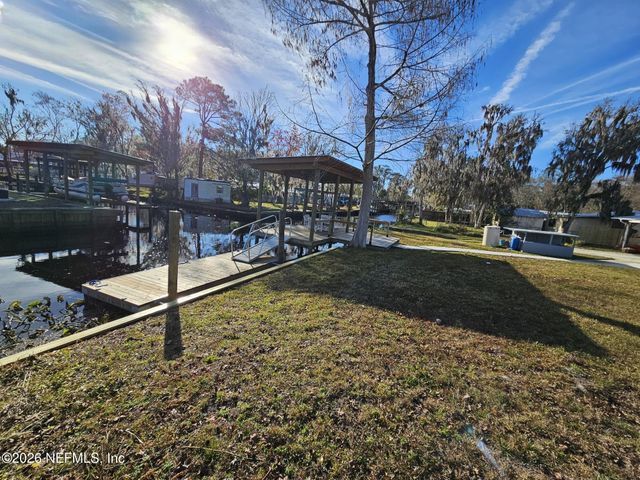 166 WATERWAY Avenue, Satsuma, FL 32189