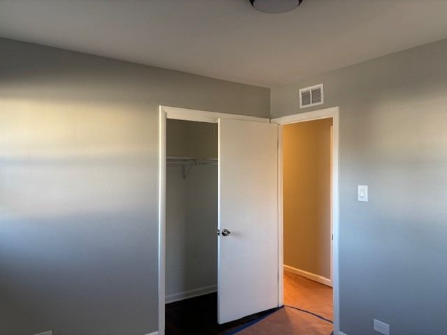 16638 Thornton Avenue, South Holland, IL 60473