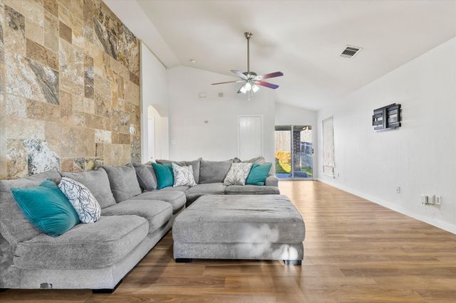 6241 Adonia Drive, Fort Worth, TX 76131