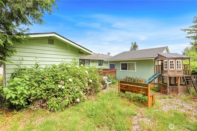 310 Scotland Drive, Camano Island, WA 98282