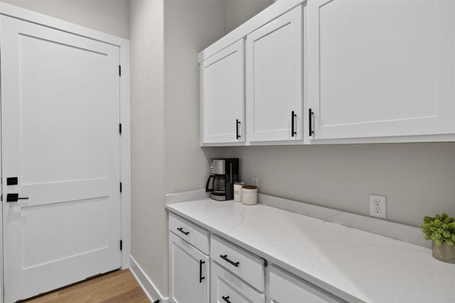 108 Monroe Upton CT, Blanco, TX 78606