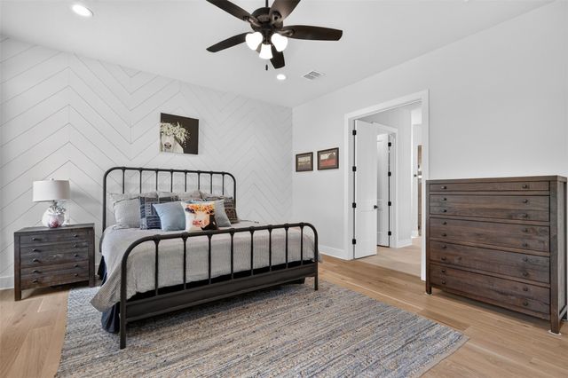 108 Monroe Upton CT, Blanco, TX 78606