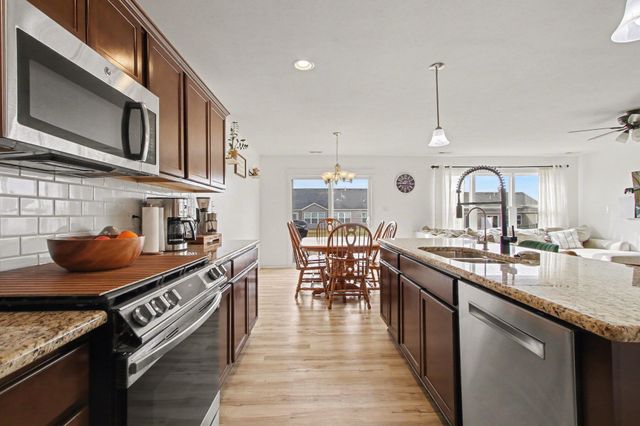 15549 W 101st Place, Dyer, IN 46311