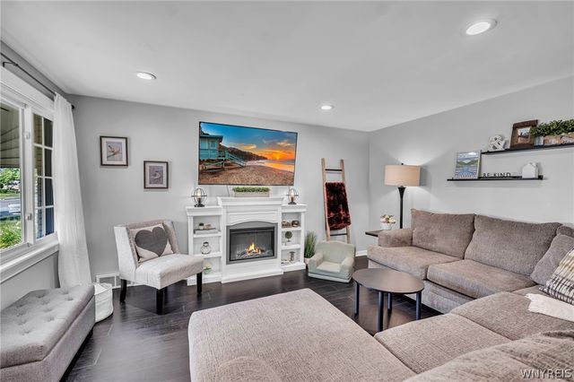 102 Central Boulevard, Cheektowaga, NY 14225