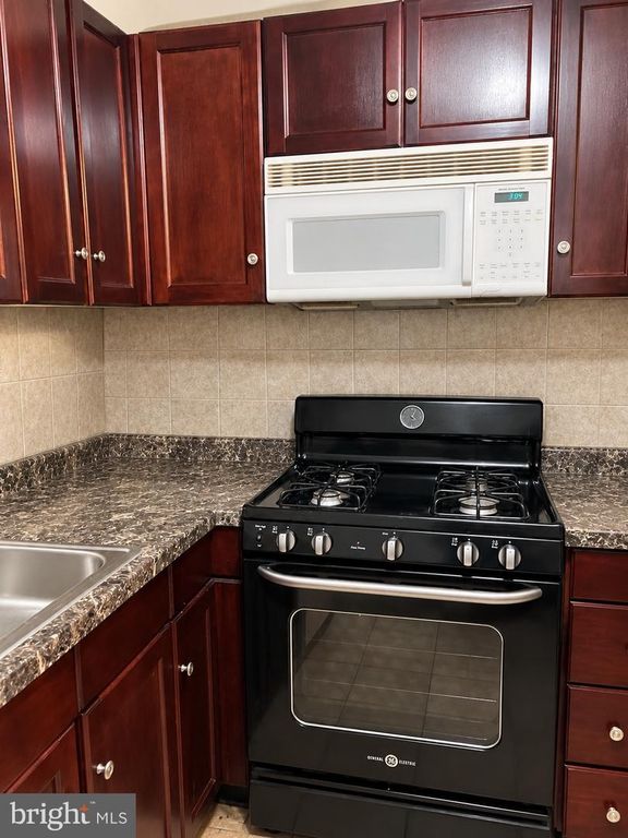 4026 HAVERFORD AVE, PHILADELPHIA, PA 19104 — photo 2