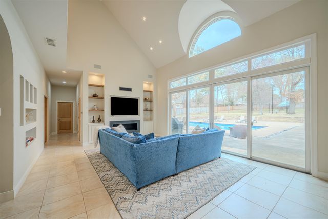 3 Lakeside, Longview, TX 75604