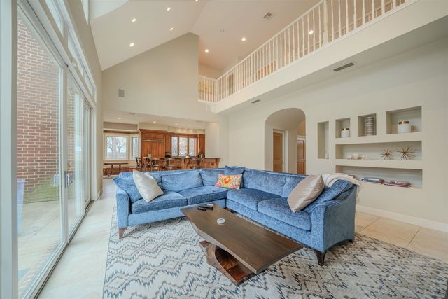 3 Lakeside, Longview, TX 75604