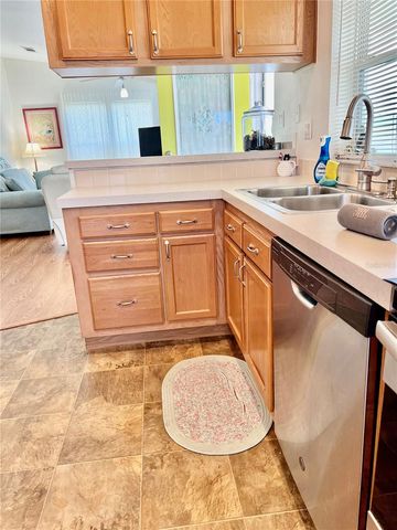 102 2ND AVENUE, Venice, FL 34285