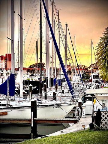 102 2ND AVENUE, Venice, FL 34285