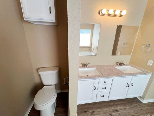 2219 Red Rock Crossing, San Antonio, TX 78245